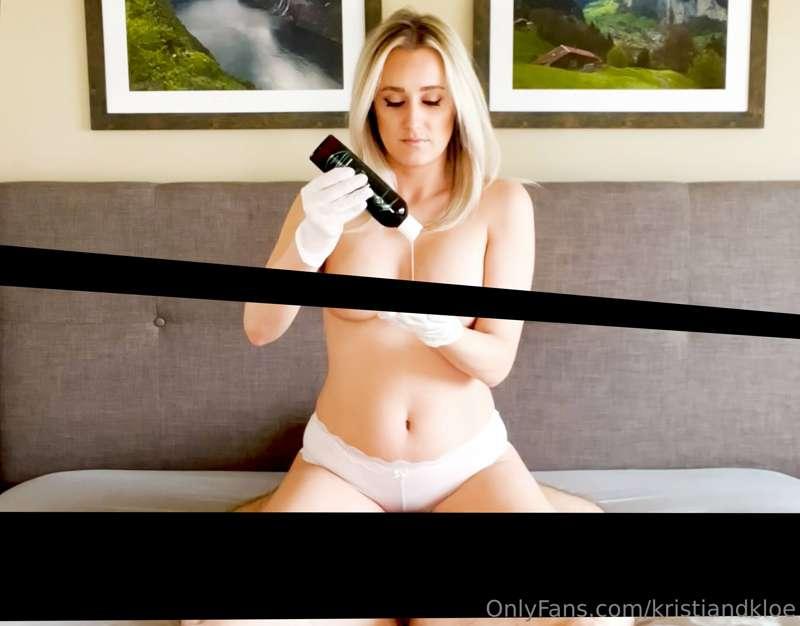 This handjob deserved a white glove experience.

You can tel..