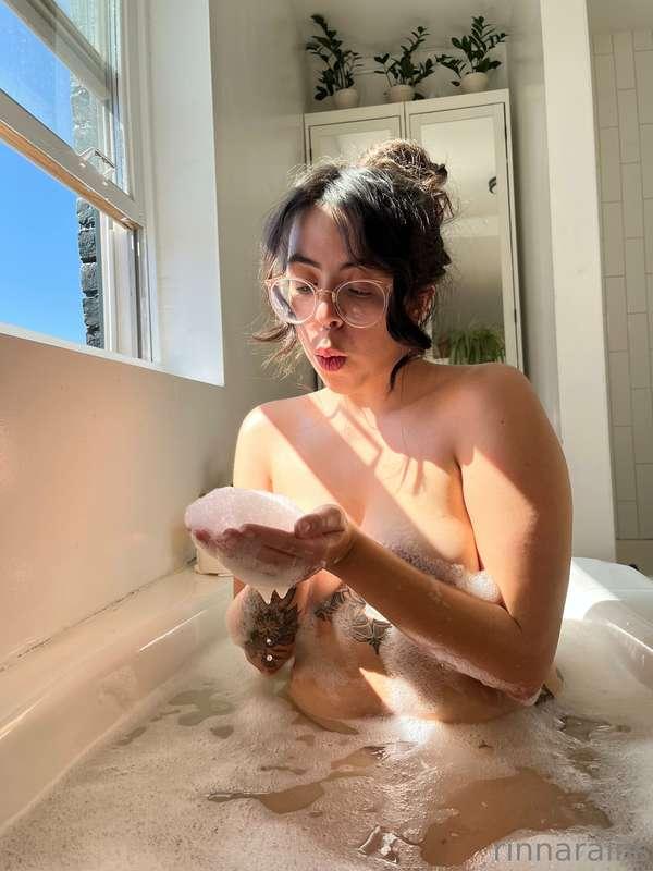 hot water and sparkling bubbles 🫧