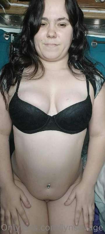 Here’s some pics I just took I have the juicy ones for you t..