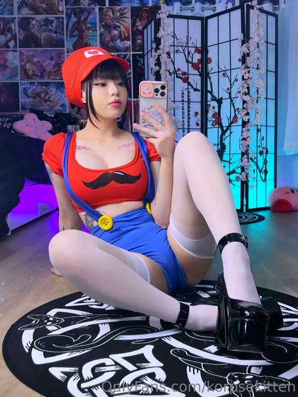 korpsekitten image #1