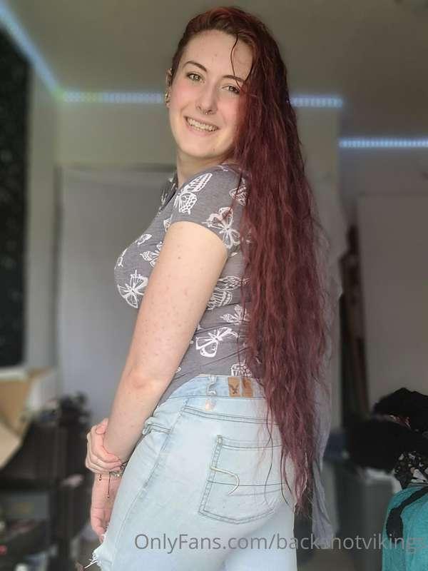 Happy Mothers Day! 🌻🖤
Show your favorite MILF some love ❤