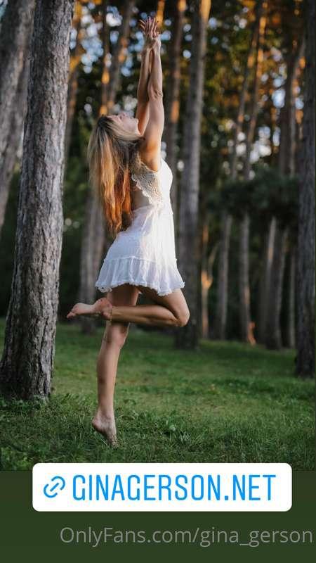 I m so light and beautiful 🤩 my love is me 💋your love is Me ..