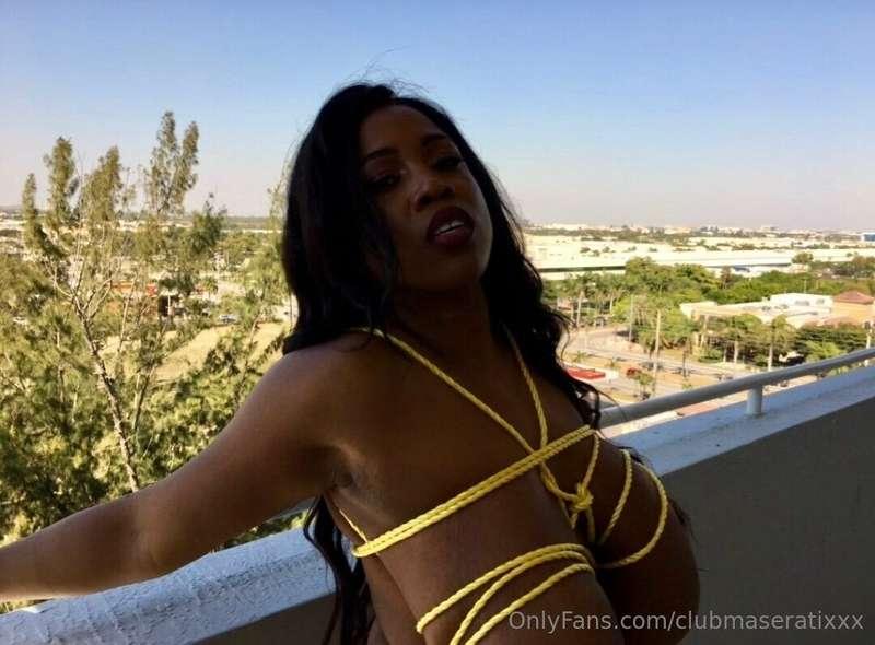 How`s my lingerie? 🤤