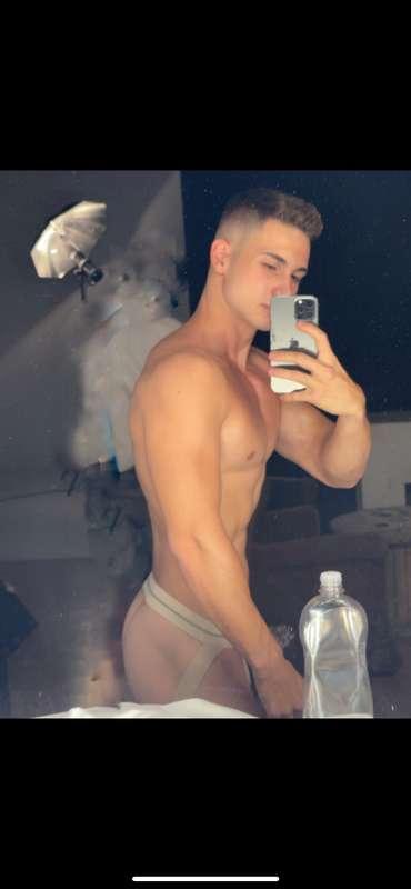 baby, do you like how I prepare for you, to take very hot ph..