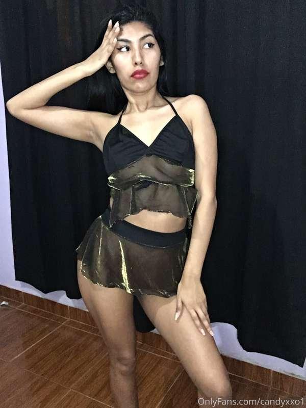 🔸my new outfit, gold and black 😈
¿they like?
🔸mi nuevo atuen..