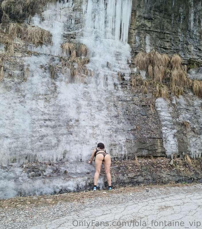 Ice, Ice Baby🧊🍑🧊