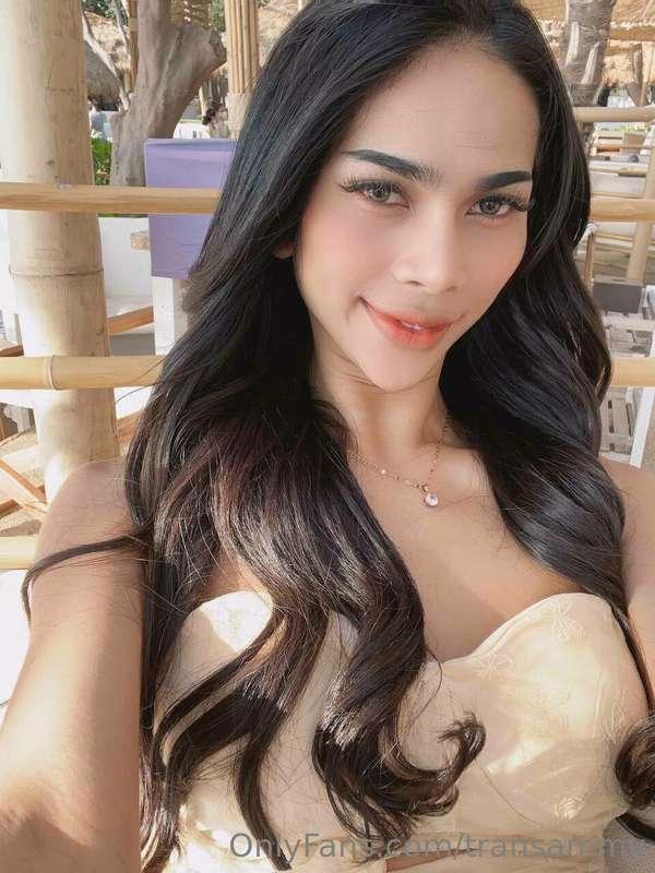 just a sweet selfie for you today 💕💕