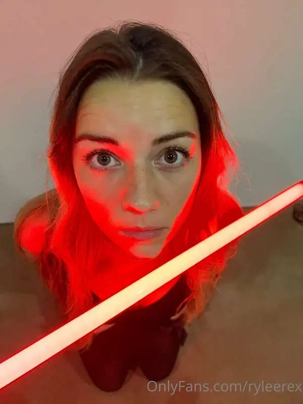 Saber Saturday😊 What Star Wars character would you want to s..