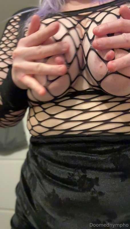 doomednympho image #14