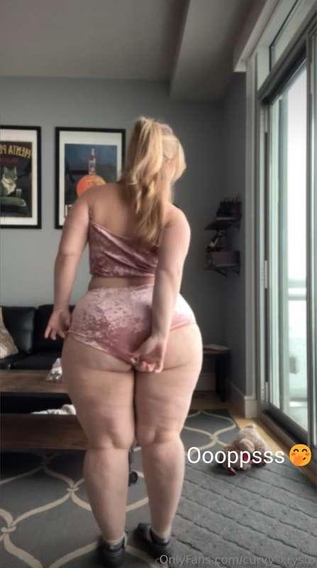 curvy_krysta main image