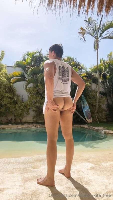 Wanna put it inside? 😝