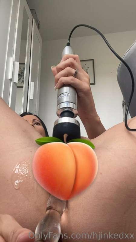 I love getting myself horny by playing with my big fake titt..