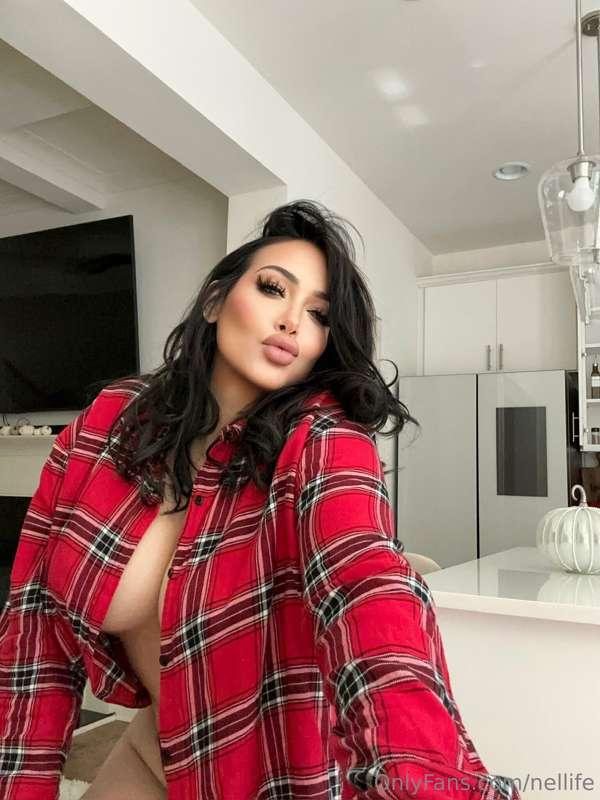 got nothing on under this ;)