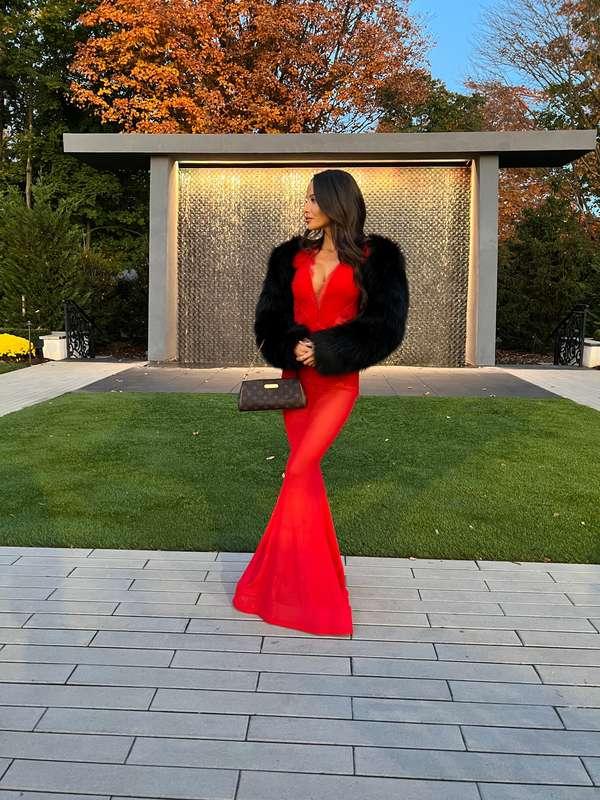 I can’t wait for the holidays 🌹❤️‍🔥