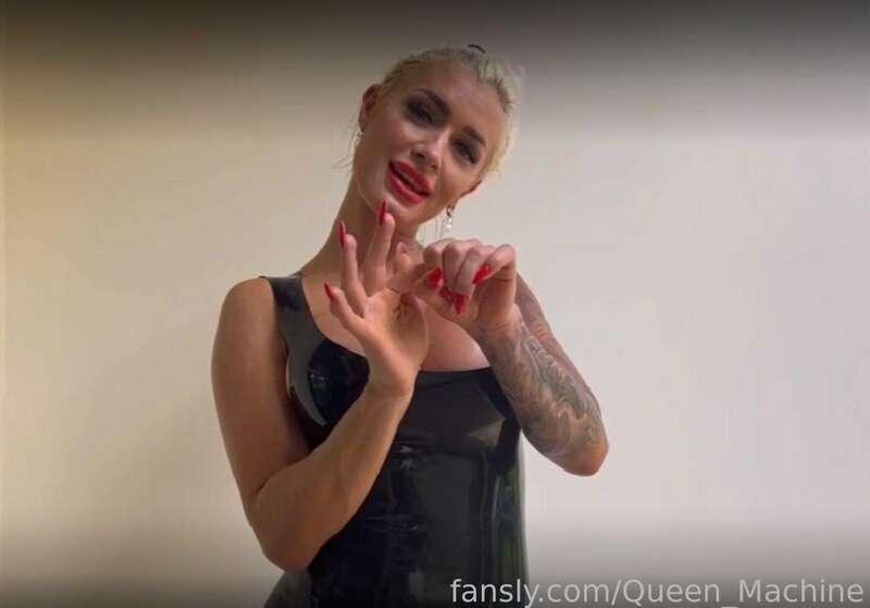 queen_machine image #0