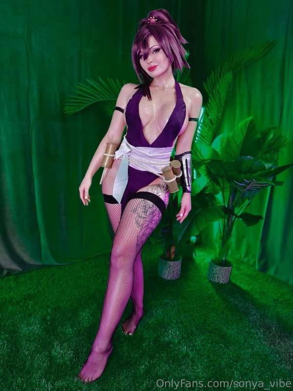 I have a fetish for nylons. They're sexy as hell 🥵😈What do y..