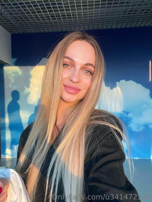 A smile brightens this world☺️🤗😘❤️