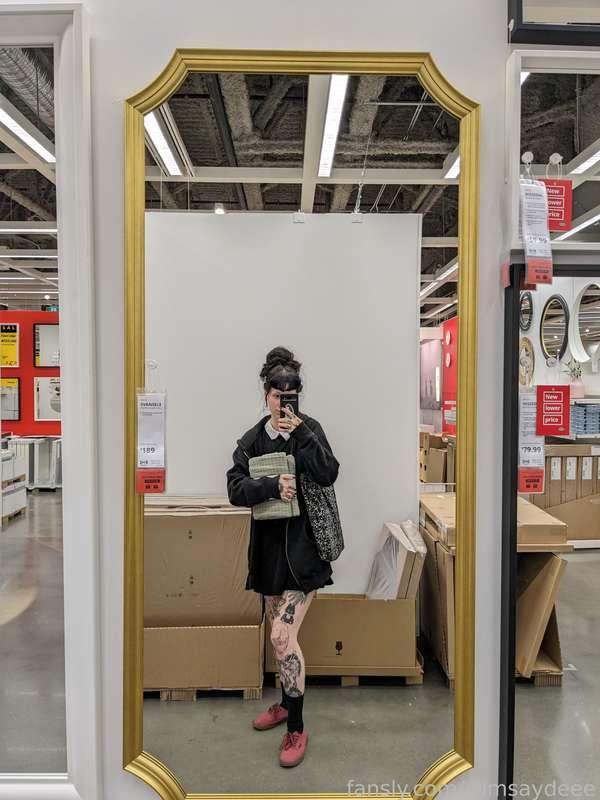 Does anybody wanna make my day today?
$189 for this GORGEOUS mirror I would love to film myself getting fucked against
And $130 for s see through chair imagine the smothering POV I could make on this. Closeup riding shots through the bottom omg 
I need both!!
