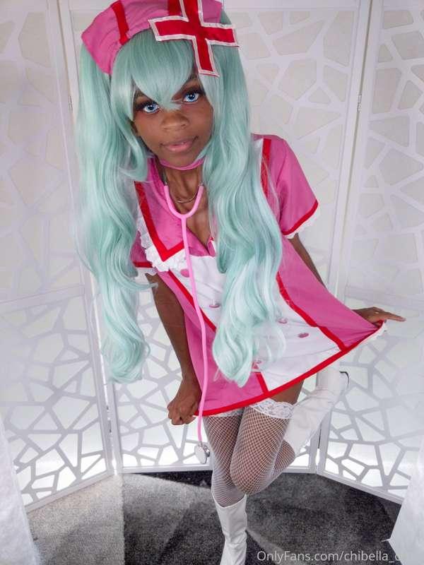 I did Nurse Miku again because tbh I really love cosplaying ..