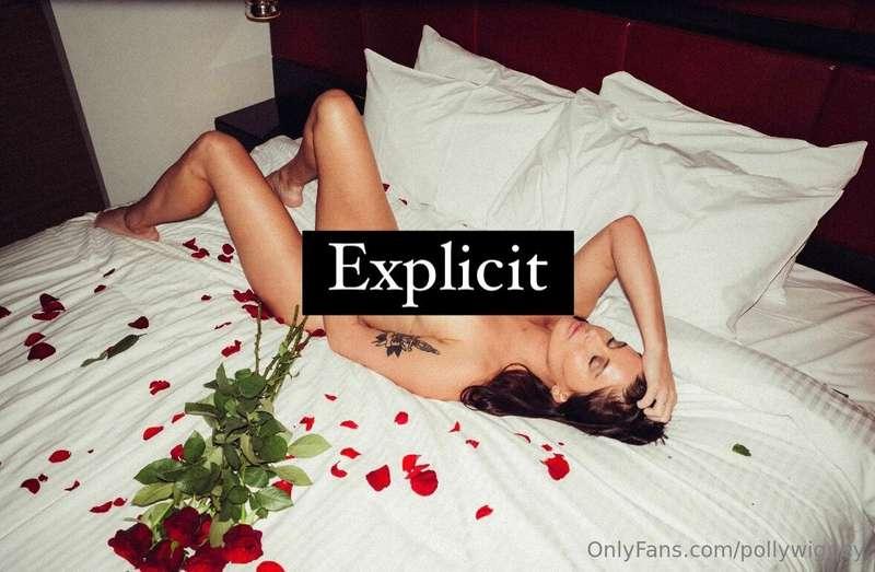 I love how much you all loved my Valentine’s Day nudes. This..