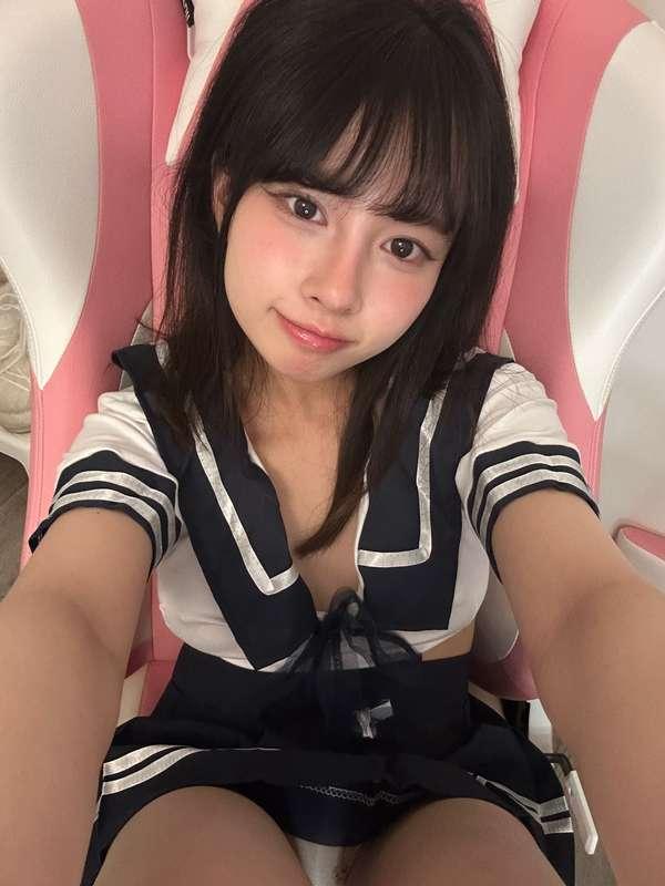 gaming in this outfit, I need a carry uwu 🥺