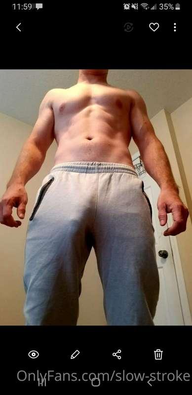 My favorite pants to run errands in 😏