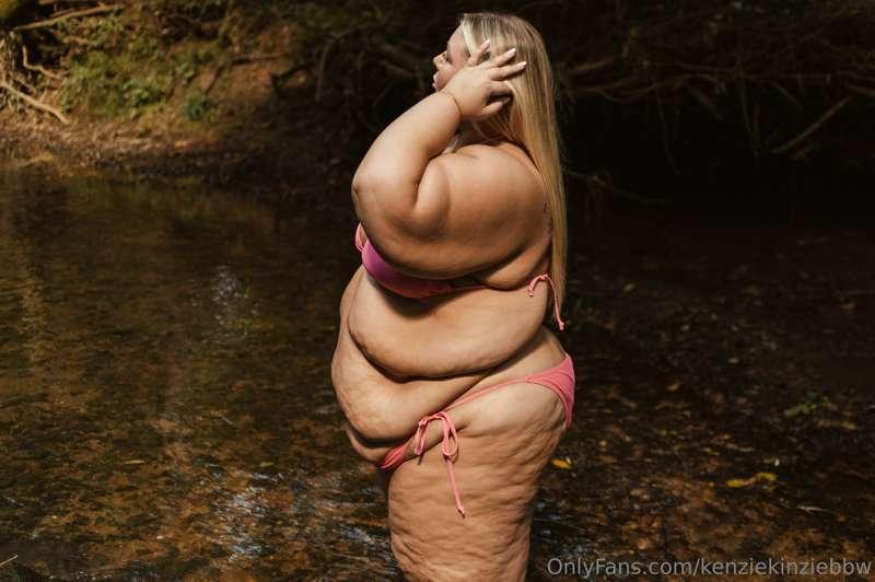 kenziekinziebbw image #14