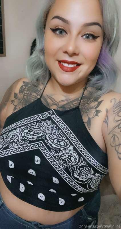 Hey, Hi, Hello! First post on my OF! Hope you guys give me a..