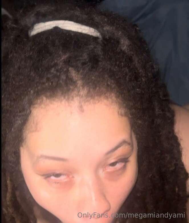 Check your DMs🫶🏽 I left you a surprise worth cumming for