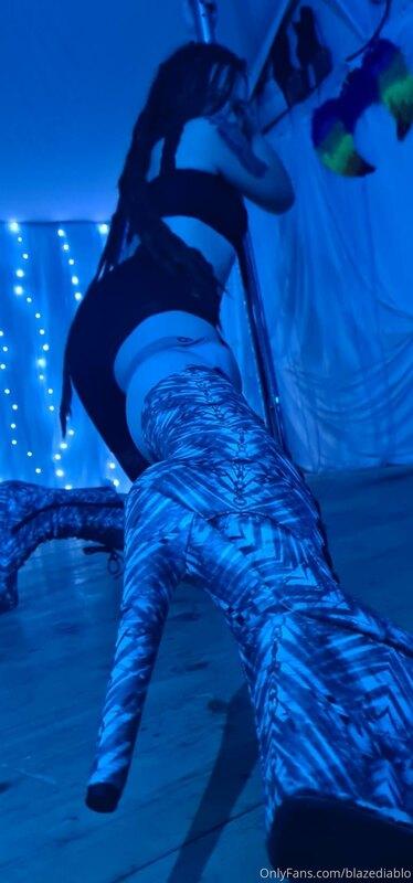 Hey there! ?
Like me if u see me ?
Comment if you want me ?
..