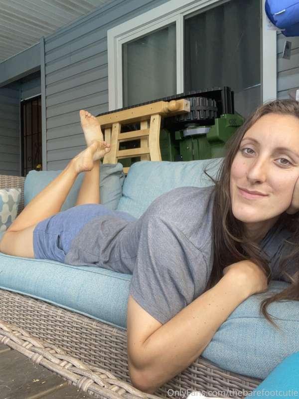 Slightly different foot positions in “the pose” 

Also it’s ..