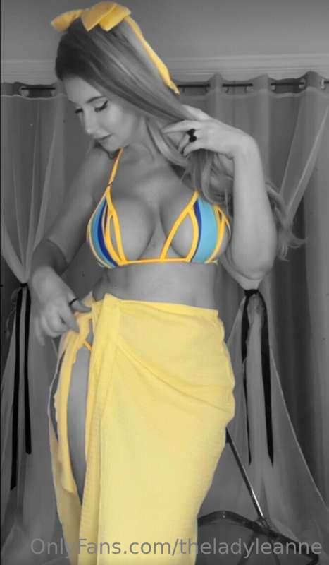 Brightening your Saturday 

Your wifey,
Lady Leanne ♥️