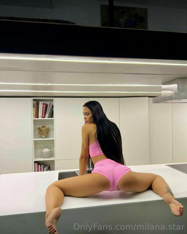 Look how flexible she is 🥵🥵
@lina_ford  #ad