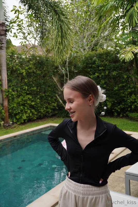 Some warm pics for you! Would you swim in the pool with me? ..