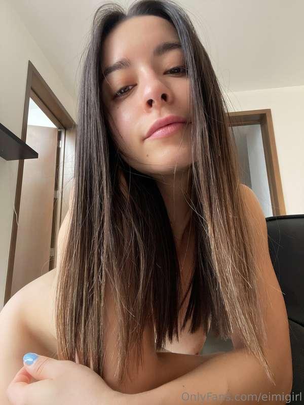 Esta es mi cara de recién levantada 🛌🥱
Just woken up🫣