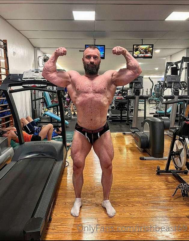 Shows are coming up soon, so we better tighten up this body ..
