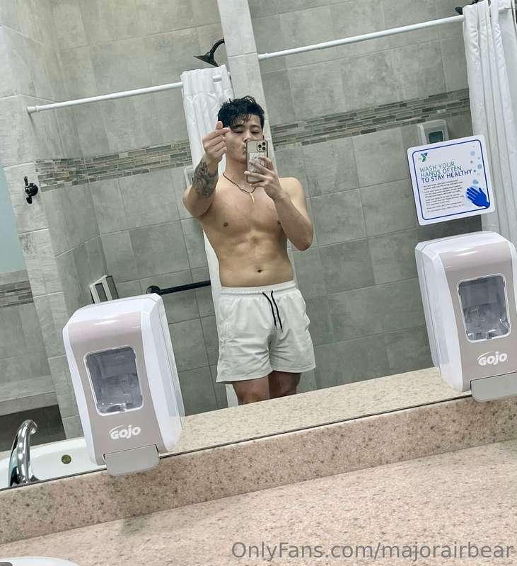 Shower sex? 💦😈