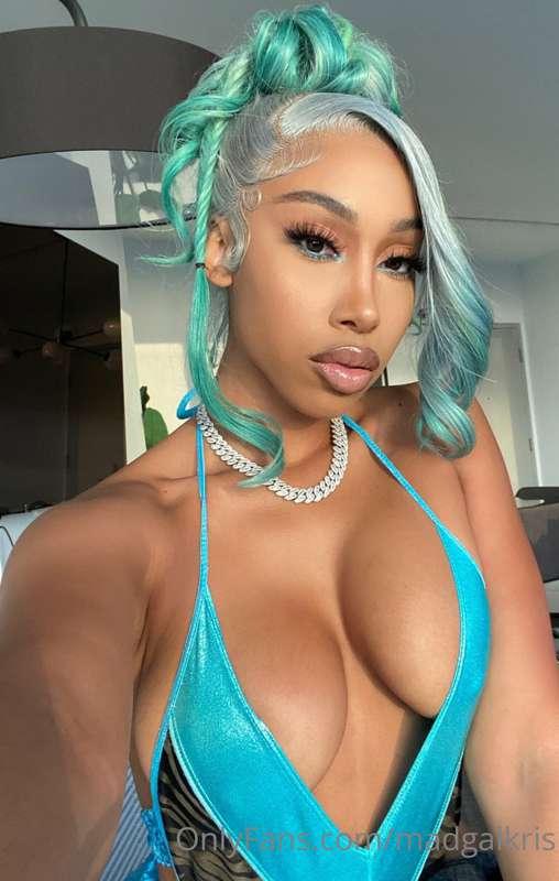mermaid looks 💙