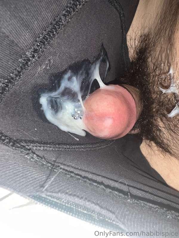 Cum stain boxerd anyone? 🥸