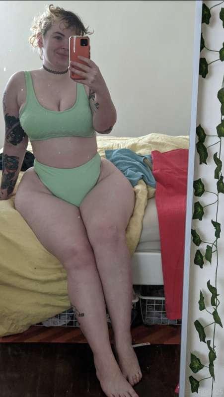 I like the way this swimsuit fits :)