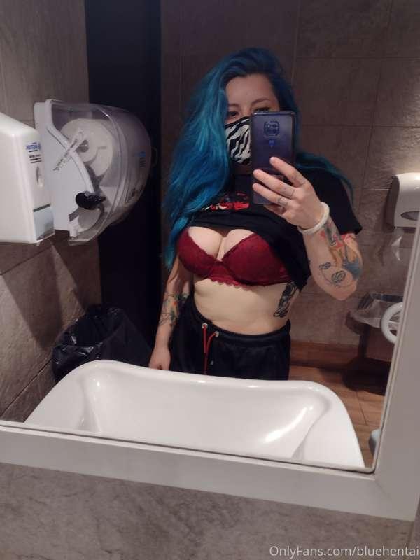 Body outside Restaurant