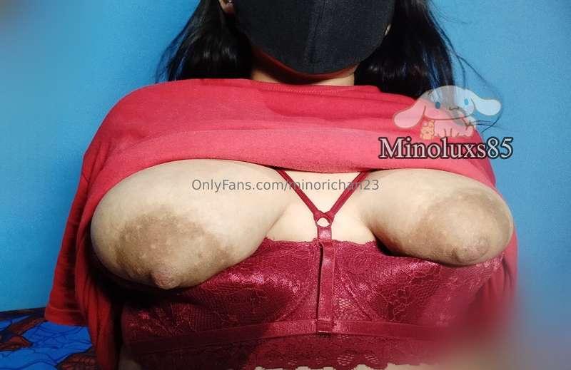 ¿Me las chupas o te vienes en ellas? 😋❤️