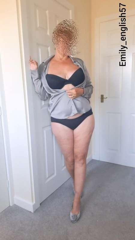 emily_english57 image #1