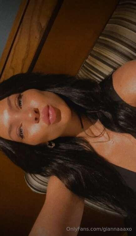 let me give you a kiss 😘