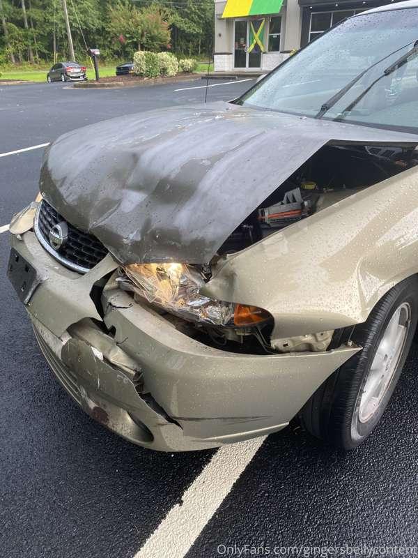 Sooo if you don’t know already. Someone hit me and ran. Appa..