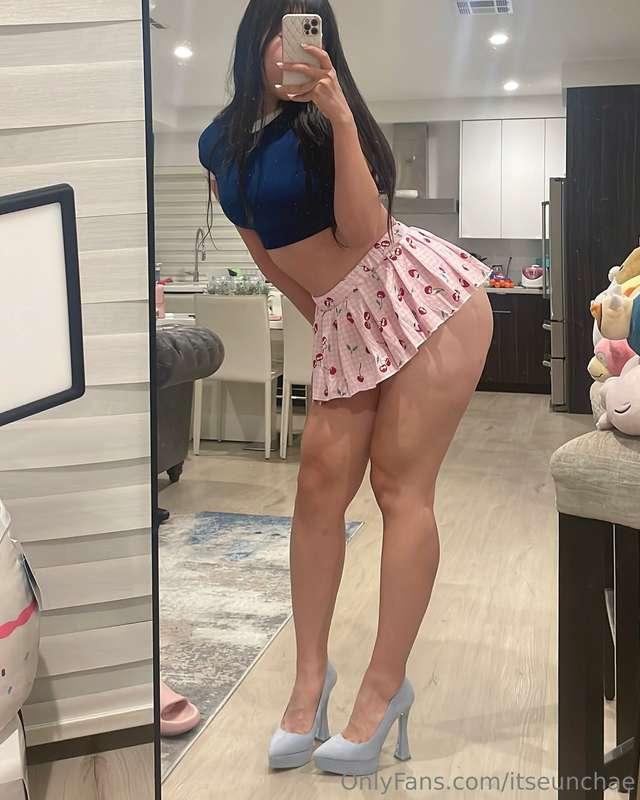 Should I show you what's up my skirt? 🤭