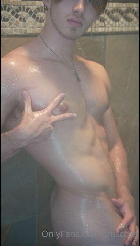 anyone want this showery nipple play?