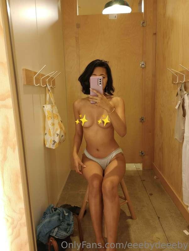 More dressing room pics