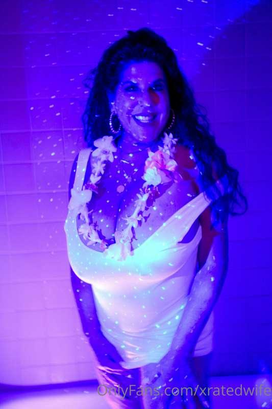 Lights, Camera and Nudes! These are from my last Hawaii trip..