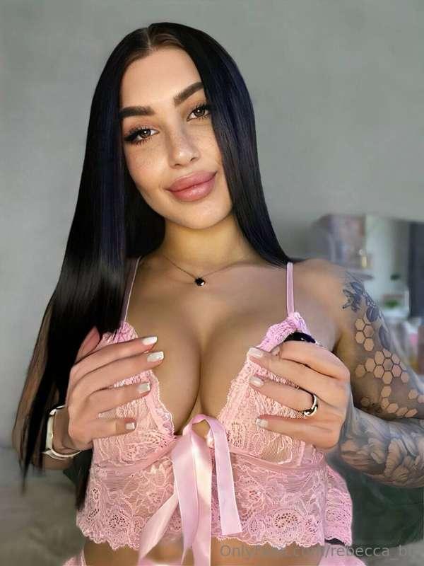 🔥 STOP SCROLLING 🔥@alina_greys 
🔥 Her wet pussy 🫦🫦 is waitin..